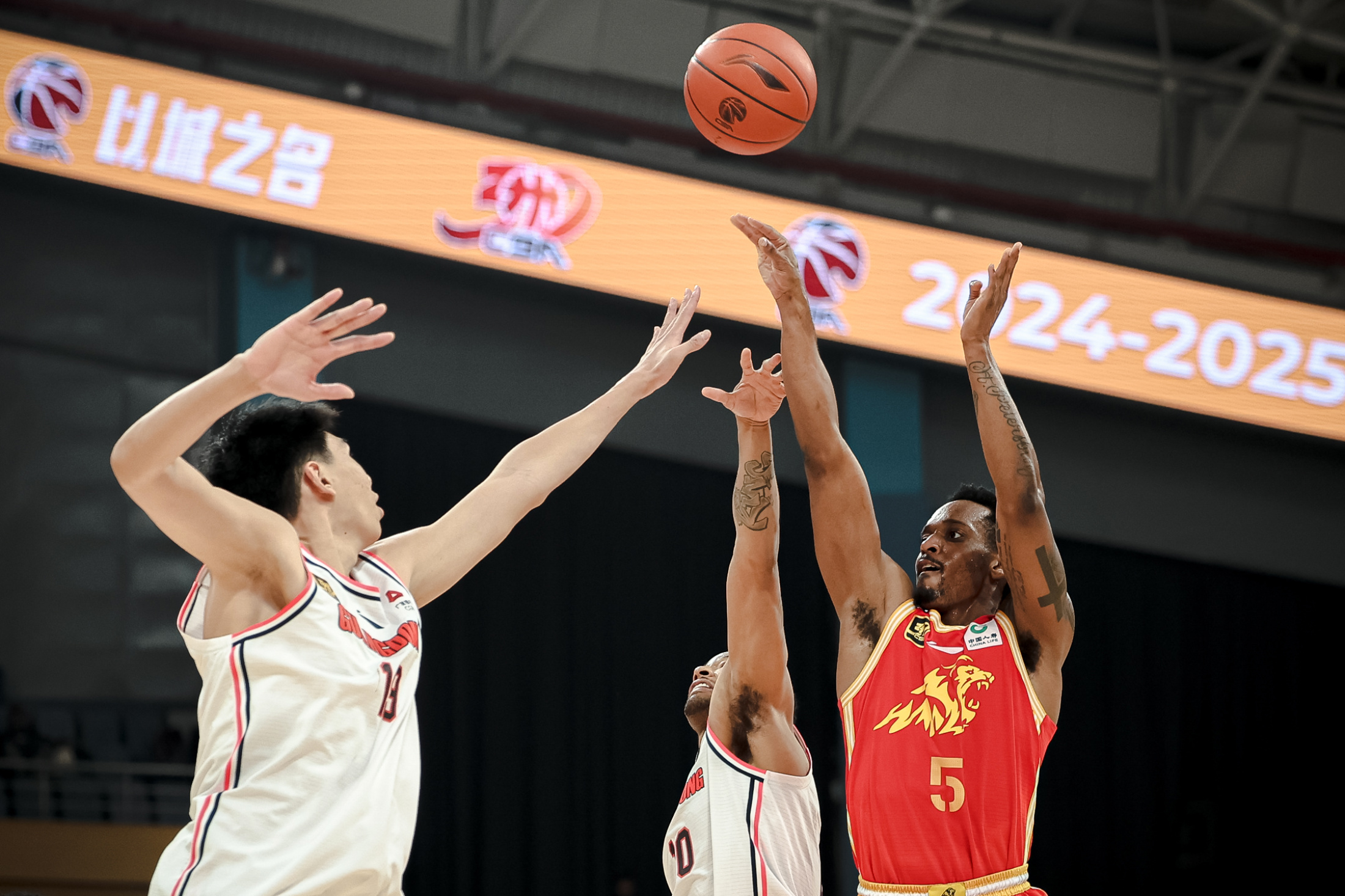 包含国际比赛日体能课后；广厦男篮外线爆发备战NBA常规赛；质疑声仍在；身体对抗强度拉满的词条AYX体育直播平台
